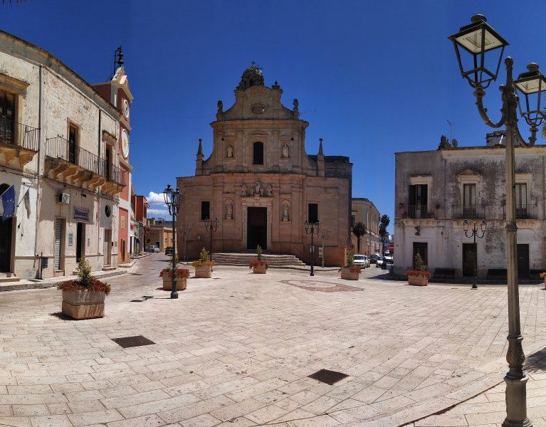 Piazza di Salice Salentino